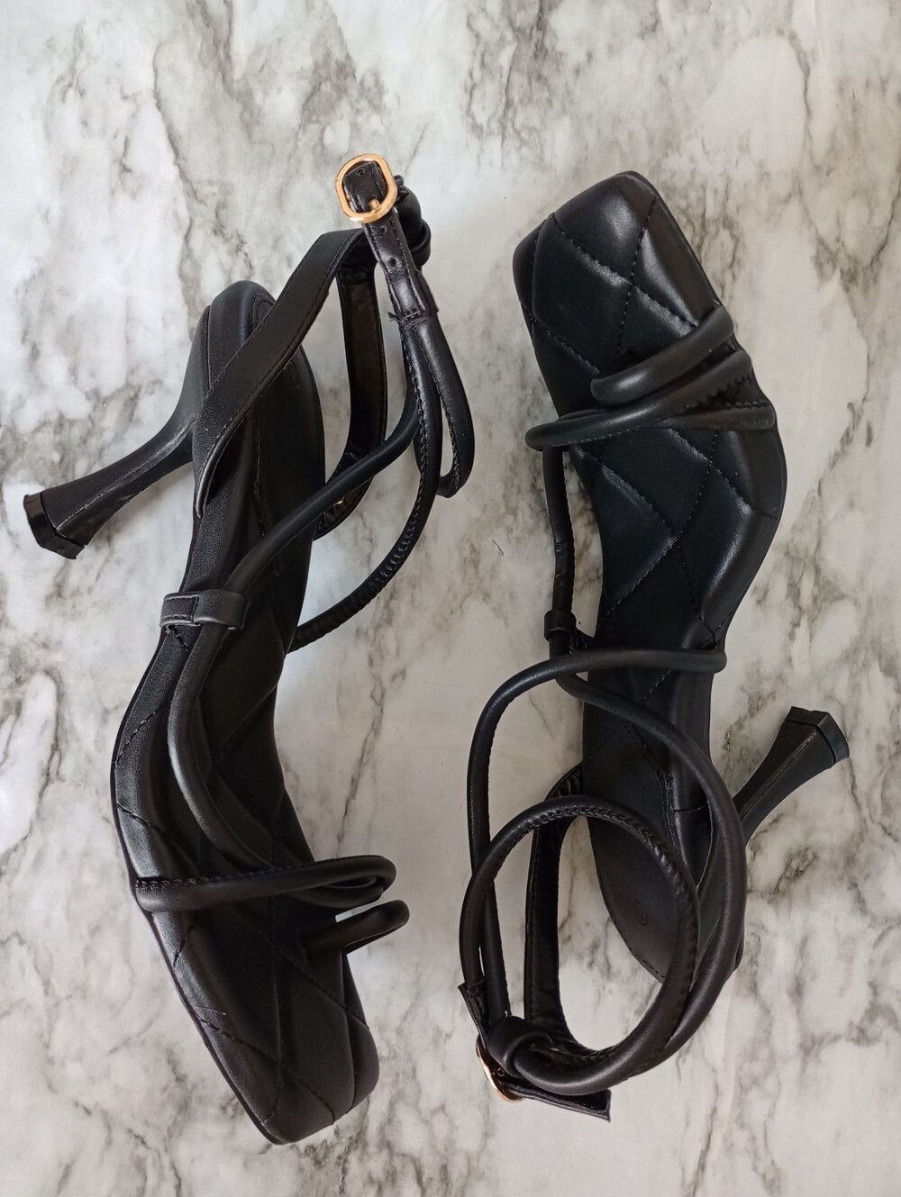 No Name Strappy Black Heel Sandals Shoes Size 7.5 - Picture 3 of 8
